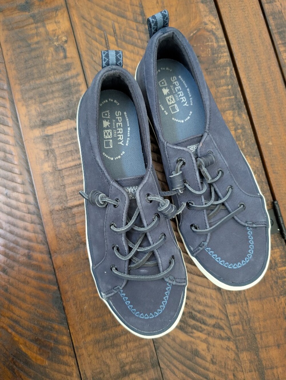 Sperry Men’s Navy Suede Lace-Up Deck Sneakers